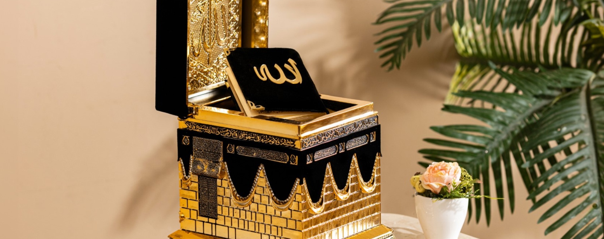 Hem evleri hem gönülleri güzelleştiren özel tasarım biblolar